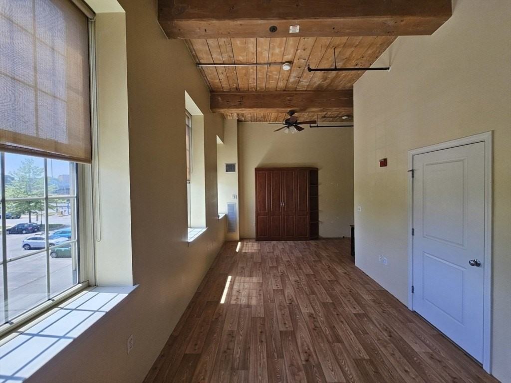 35 Riverwalk Way #213 - Photo 5 of 21