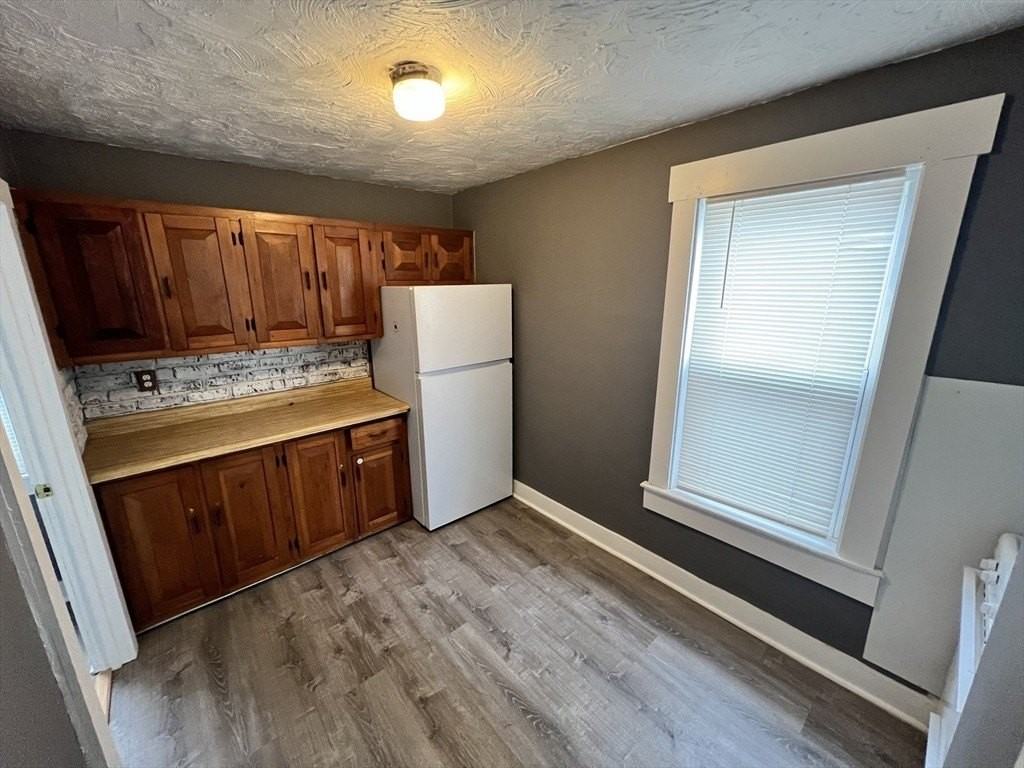 73 Orswell St #1W - Photo 3 of 5