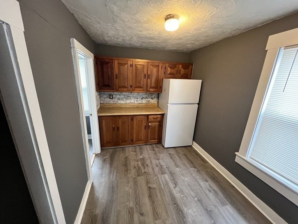 73 Orswell St #1W - Photo 4 of 5