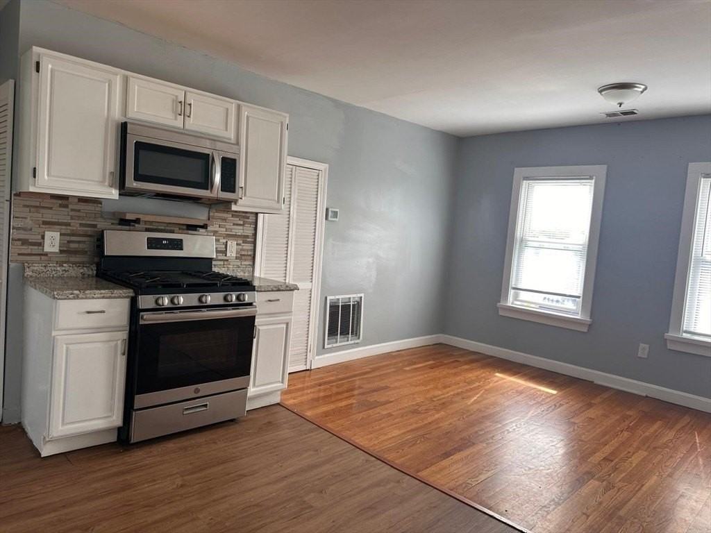 14 Addison Ave #3 - Photo 2 of 10