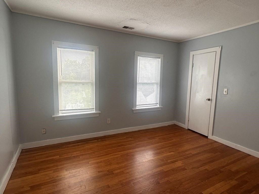 14 Addison Ave #3 - Photo 5 of 10