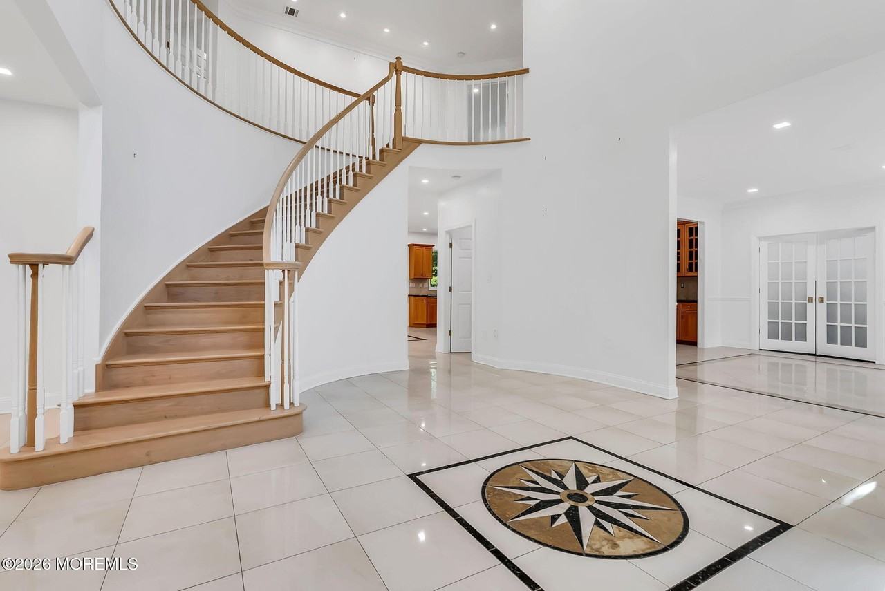 39 Arnold Blvd - Photo 6 of 50