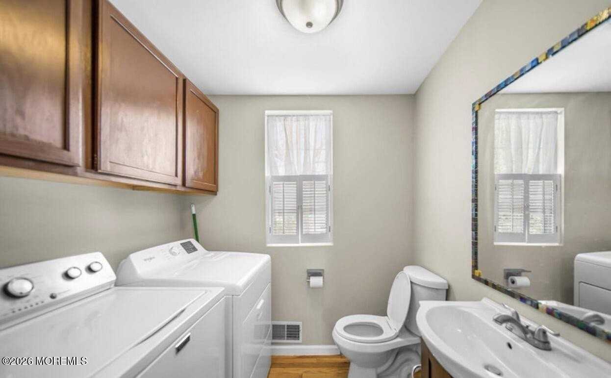 607 Mcclellan St - Photo 5 of 10