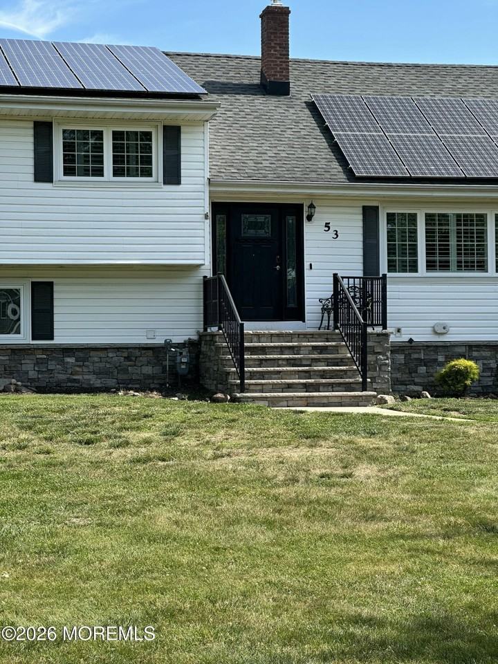 53 Arlene Dr - Photo 2 of 18