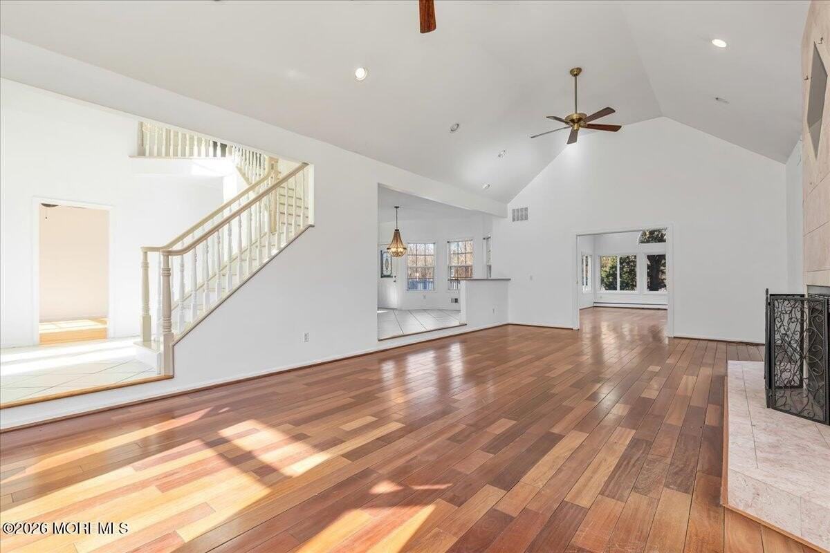 257 Ford Rd - Photo 6 of 45
