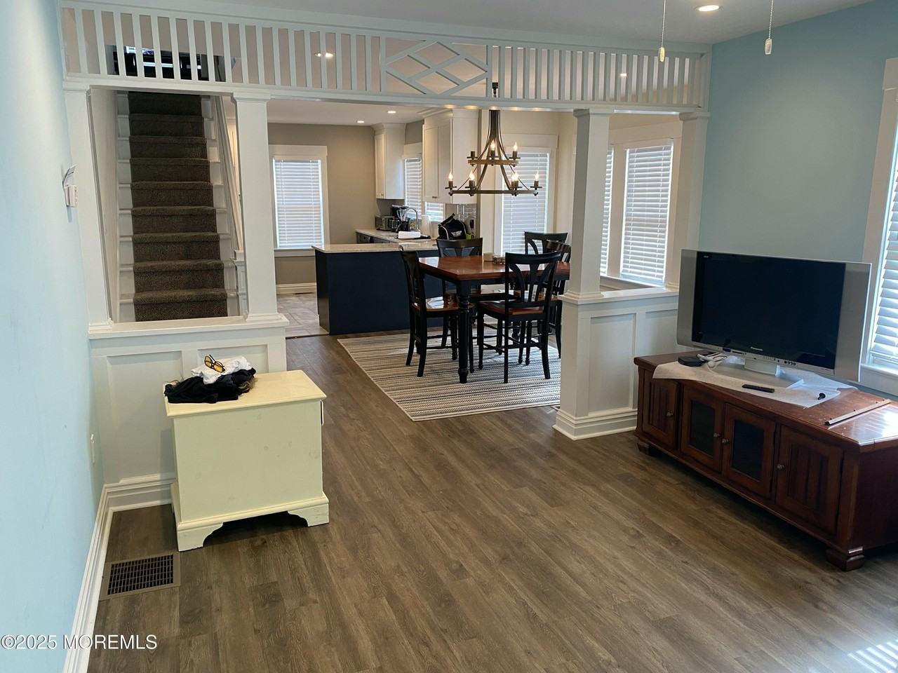 119 18th Ave - Photo 2 of 14