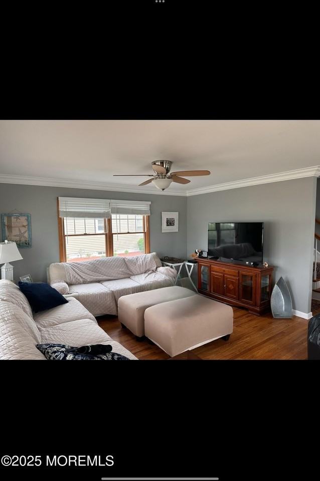 115 15th Ave - Photo 2 of 10