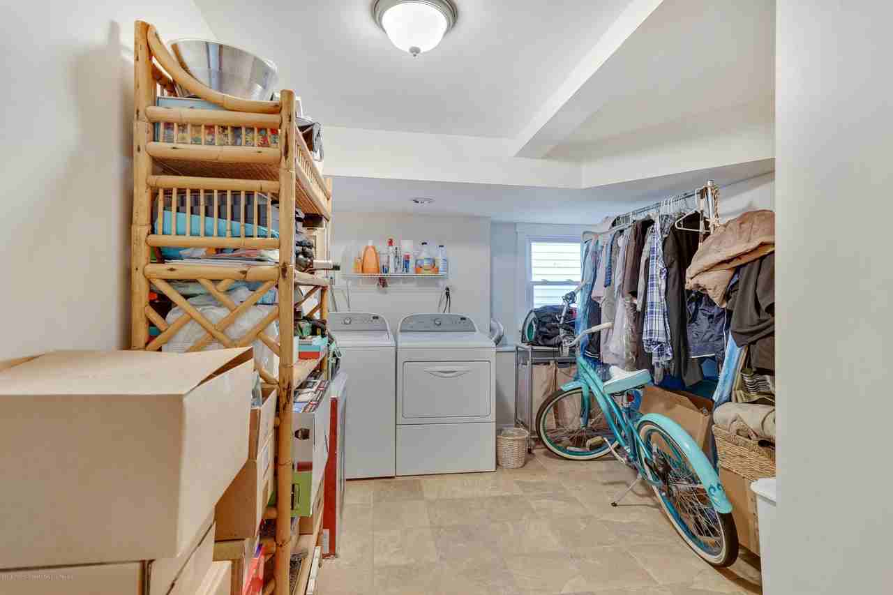 511 8th Ave #REAR - Photo 3 of 12