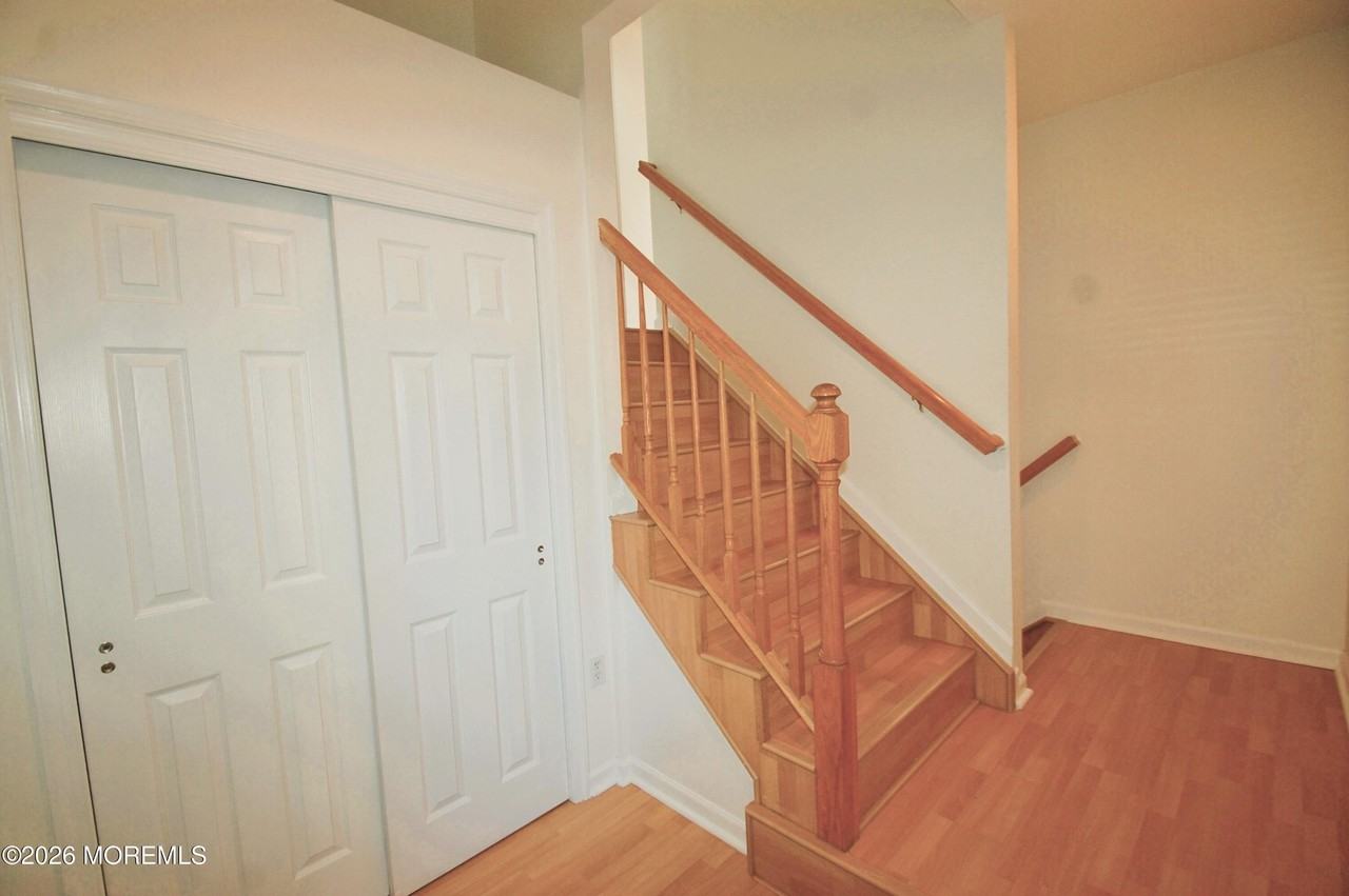 574 Beachway Ave #7 - Photo 3 of 27