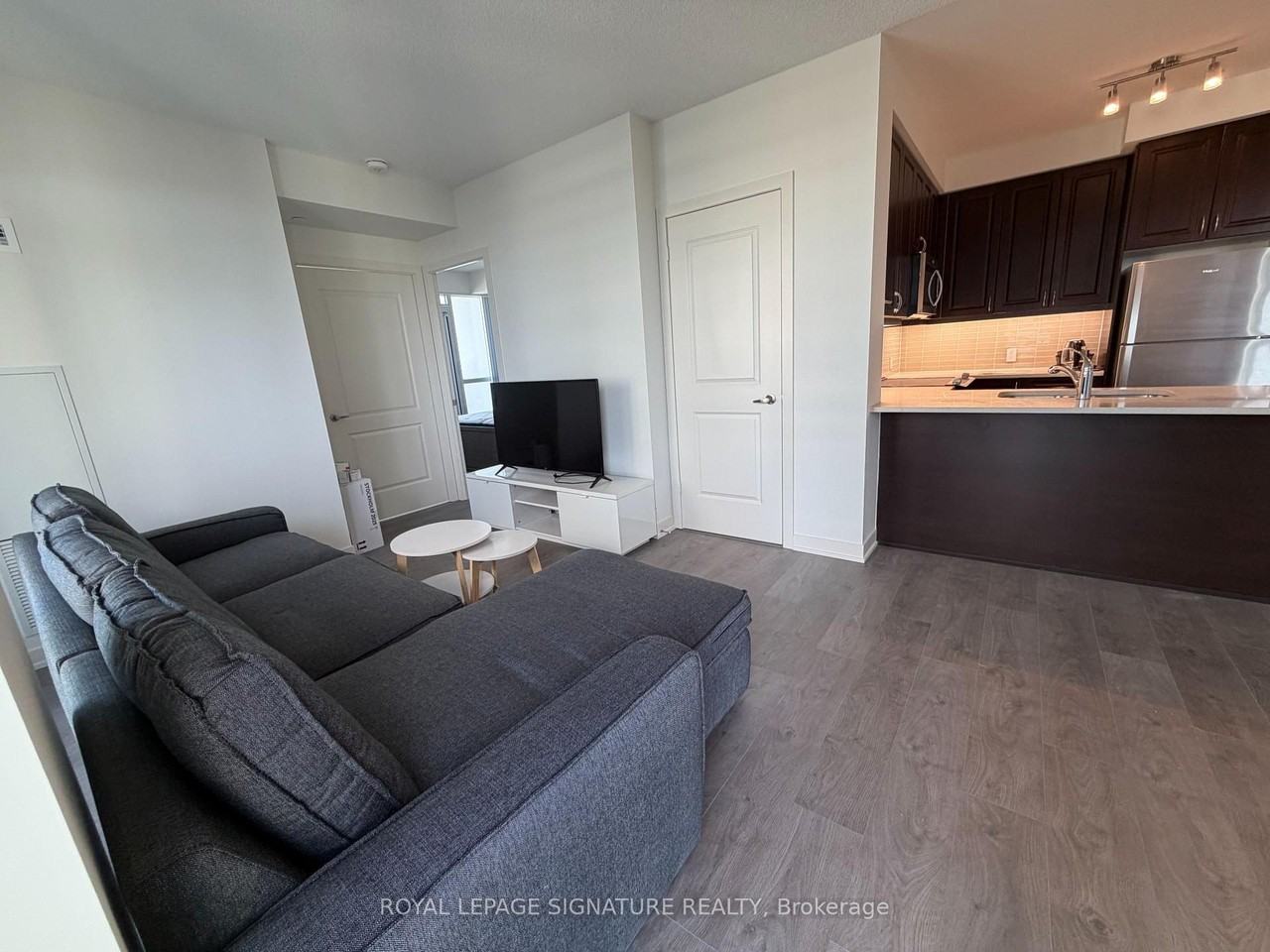 4955 Yonge Street #2506 - Photo 6 of 26