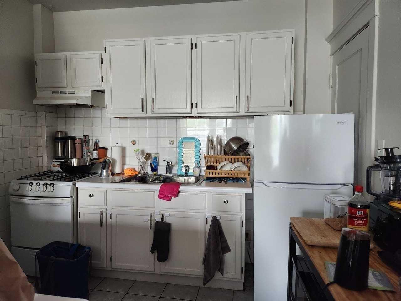 5414 N Broadway St #1F - Photo 6 of 9