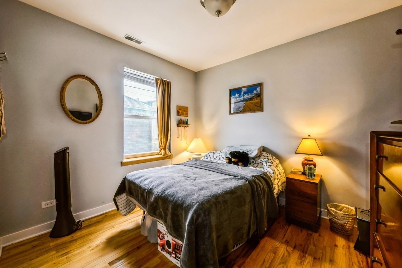 3914 N Kedvale Ave #1 - Photo 7 of 10