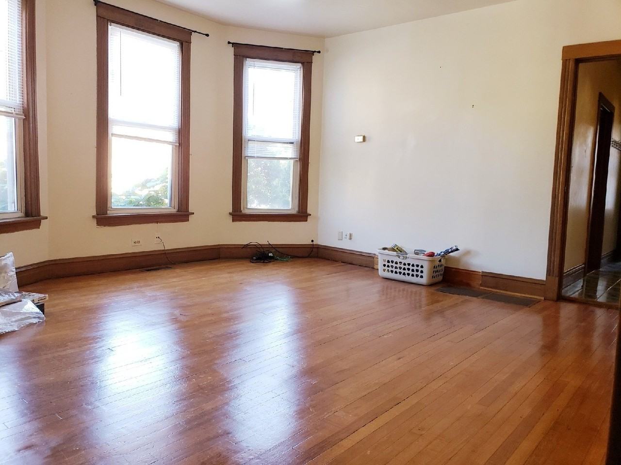 1435 W Diversey Pkwy #1 - Photo 2 of 7