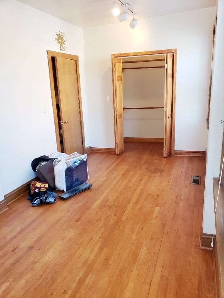 1435 W Diversey Pkwy #1 - Photo 5 of 7