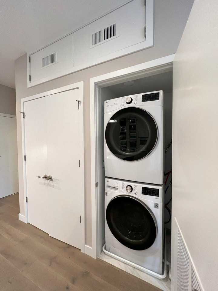 3757 N Sheffield Ave #104 - Photo 6 of 14