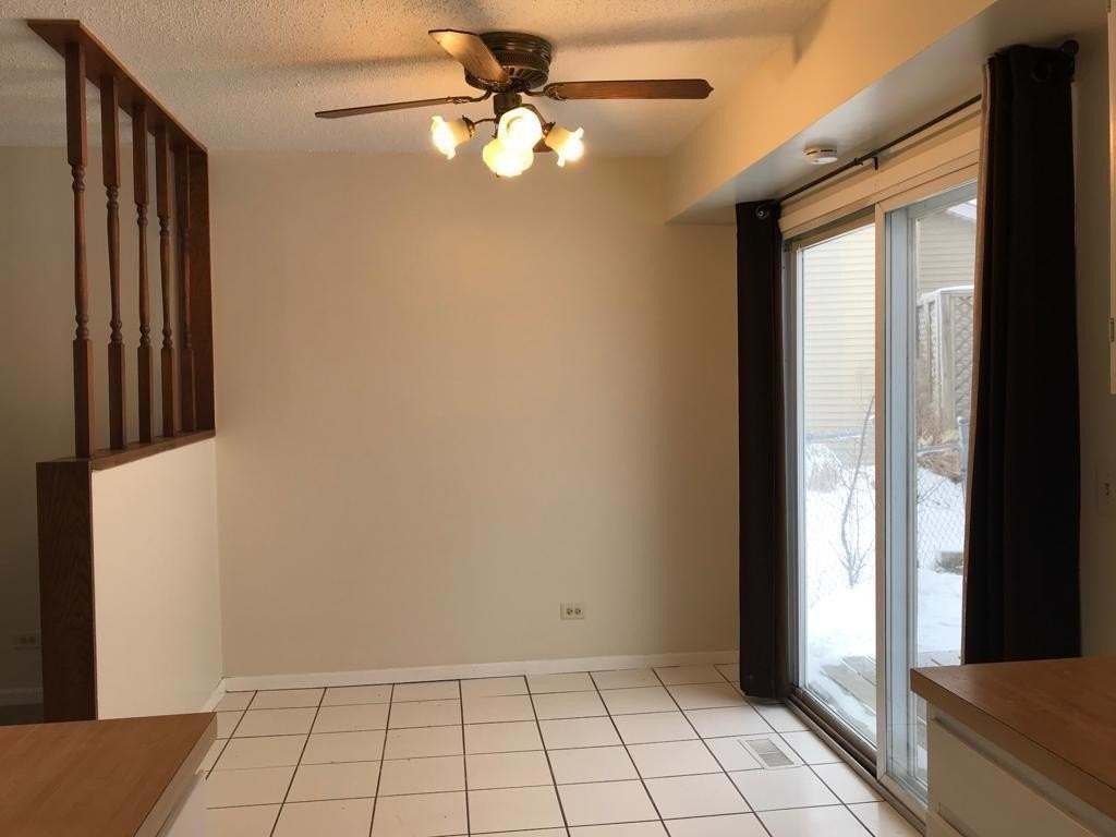 3427 Fox Hill Rd - Photo 5 of 15