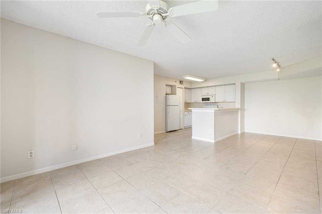 1265 Wildwood Lakes Blvd #106 - Photo 6 of 35
