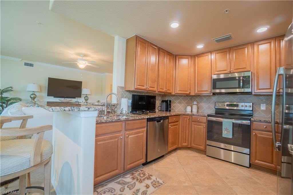 9497 Casoria Ct #101 - Photo 6 of 48