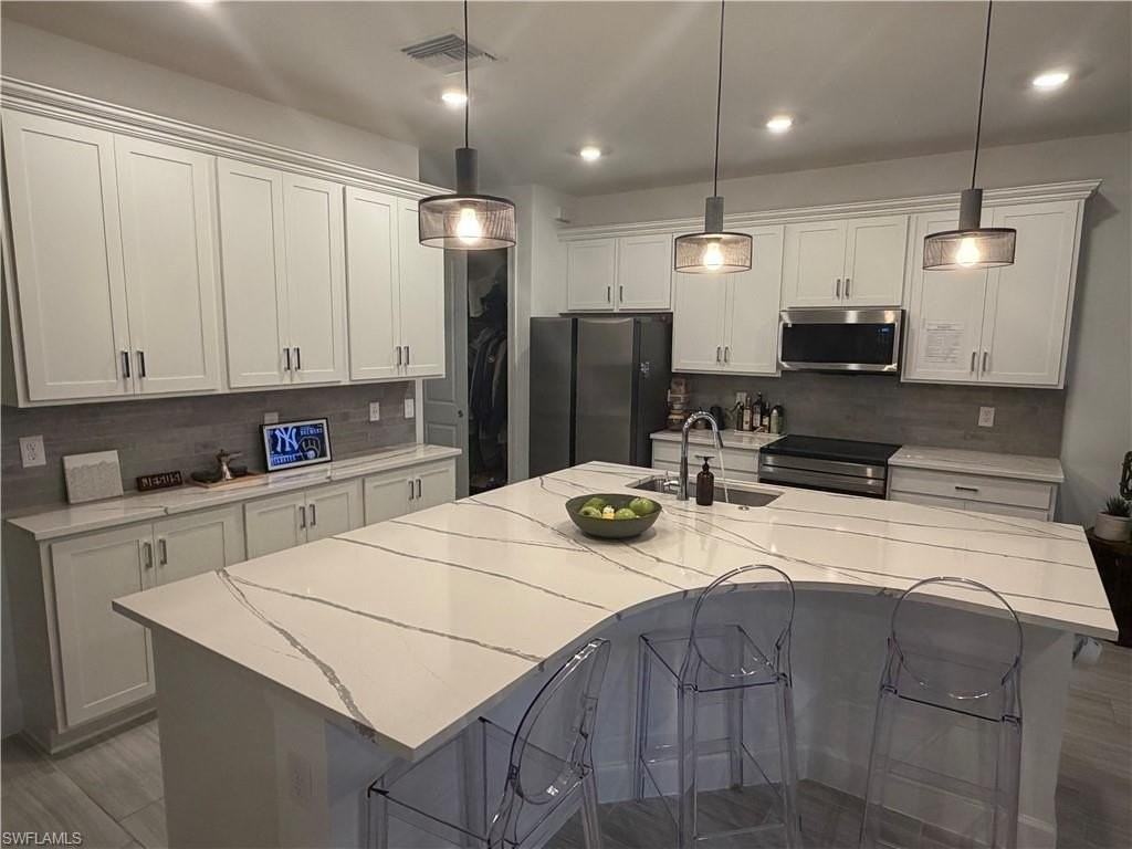 4341 Sonoma Oaks Cir - Photo 2 of 8