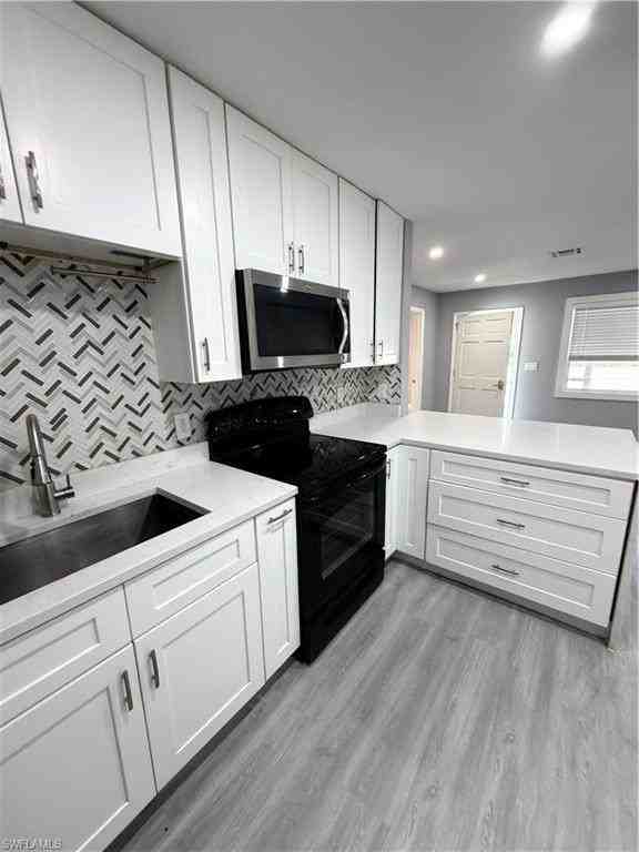 4375 Golden Gate Pkwy - Photo 6 of 7