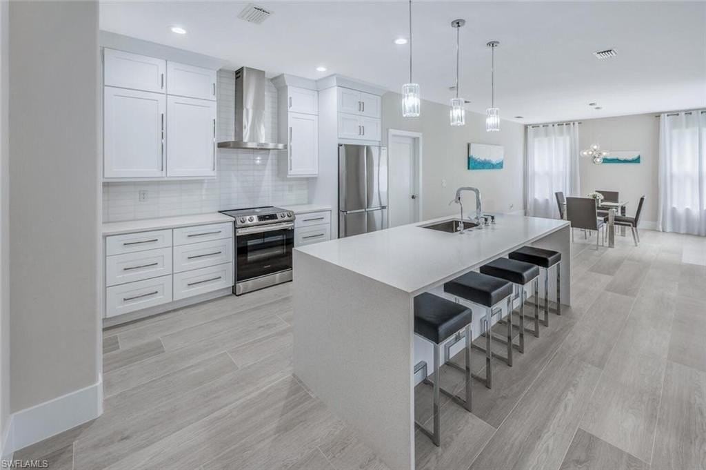 8260 Laurel Lakes Blvd - Photo 2 of 42