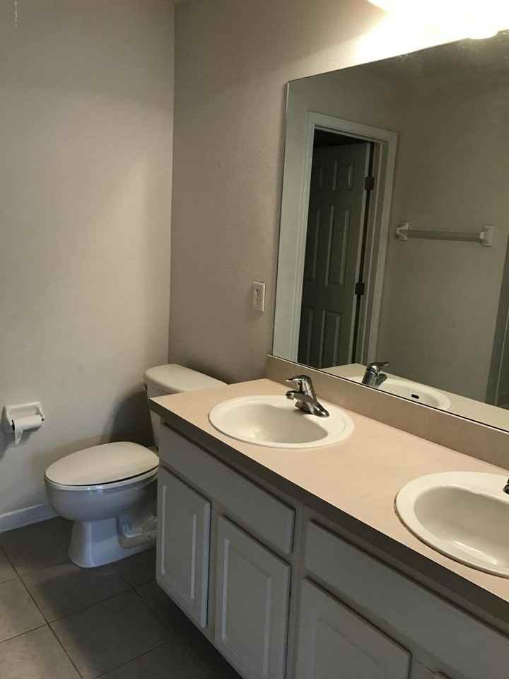 7104 Stonelion Cir - Photo 4 of 20