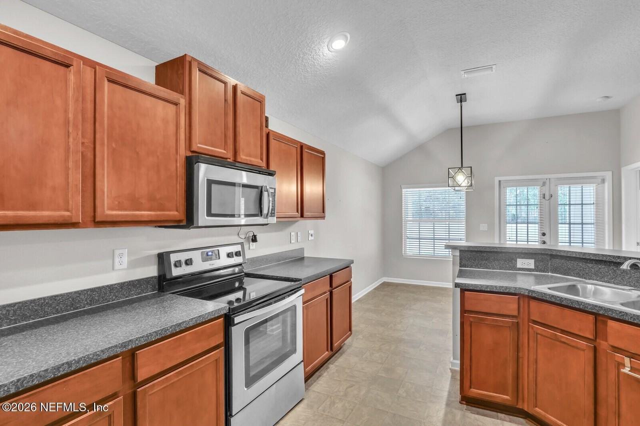 4892 Monroe Forest Dr - Photo 2 of 17