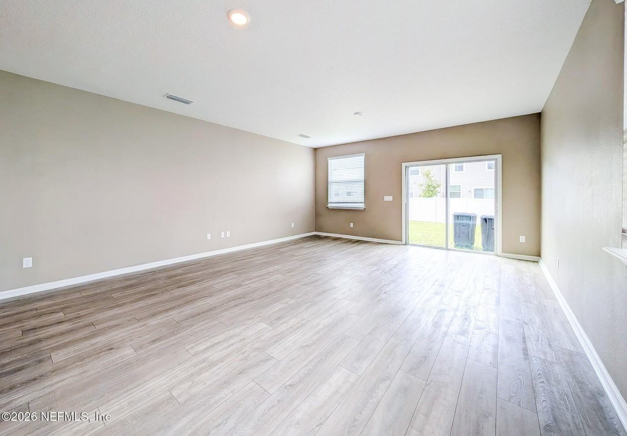 9868 Fiddleback Ln - Photo 5 of 21