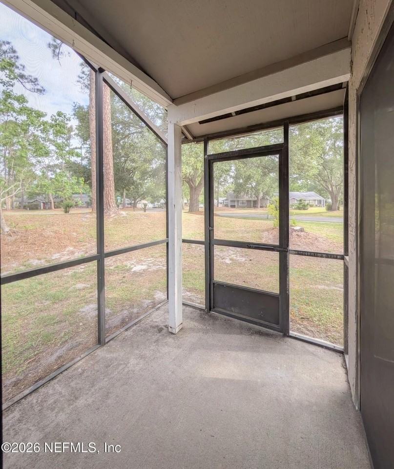 8412 Long Meadow Cir N - Photo 5 of 14