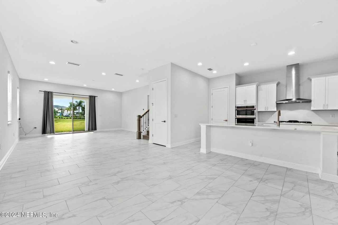 467 Rum Runner Way - Photo 4 of 33