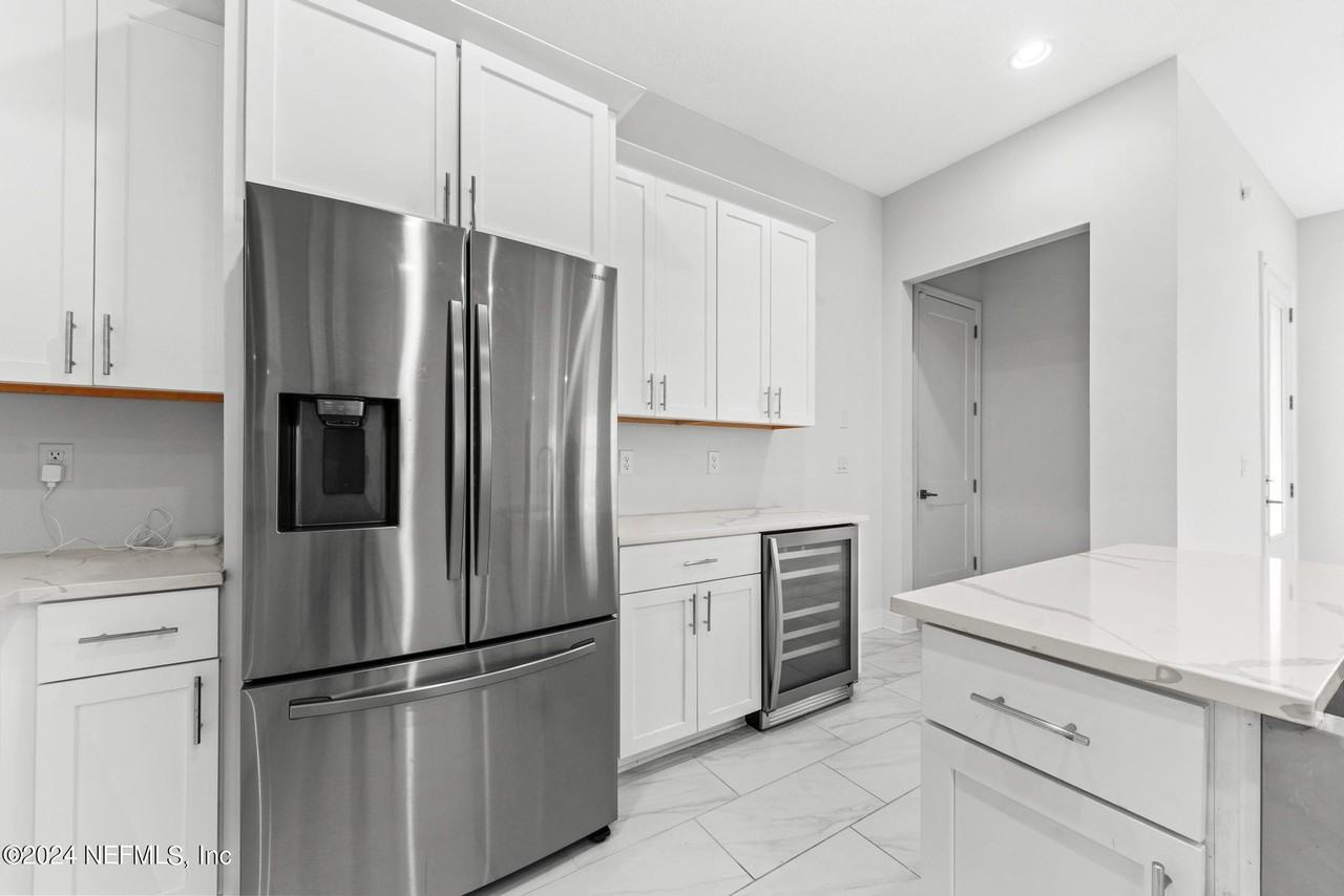 467 Rum Runner Way - Photo 7 of 33