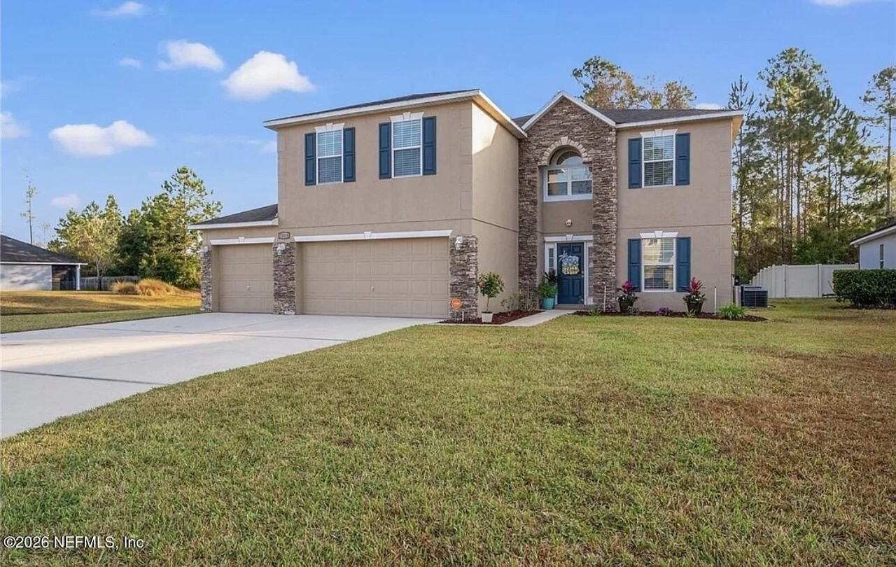 75215 Fern Creek Dr - Photo 2 of 12
