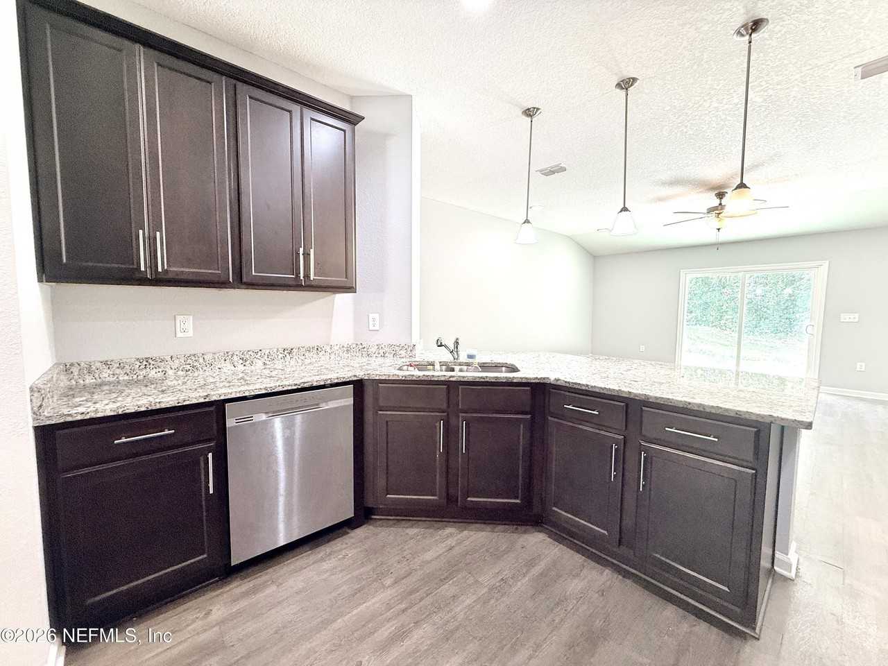 6822 Mcmullin St - Photo 7 of 24