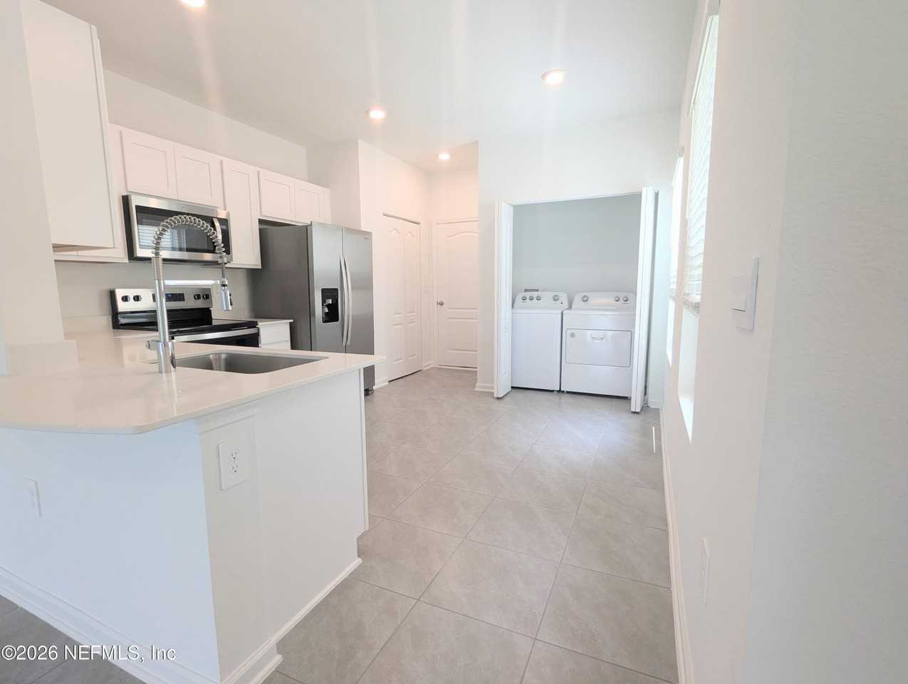 213 Tidal Beach Ave - Photo 7 of 41