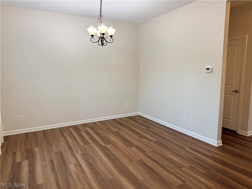 5055 Lake Forest Dr - Photo 6 of 33