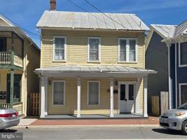 featured image of 448 N Loudoun St #C