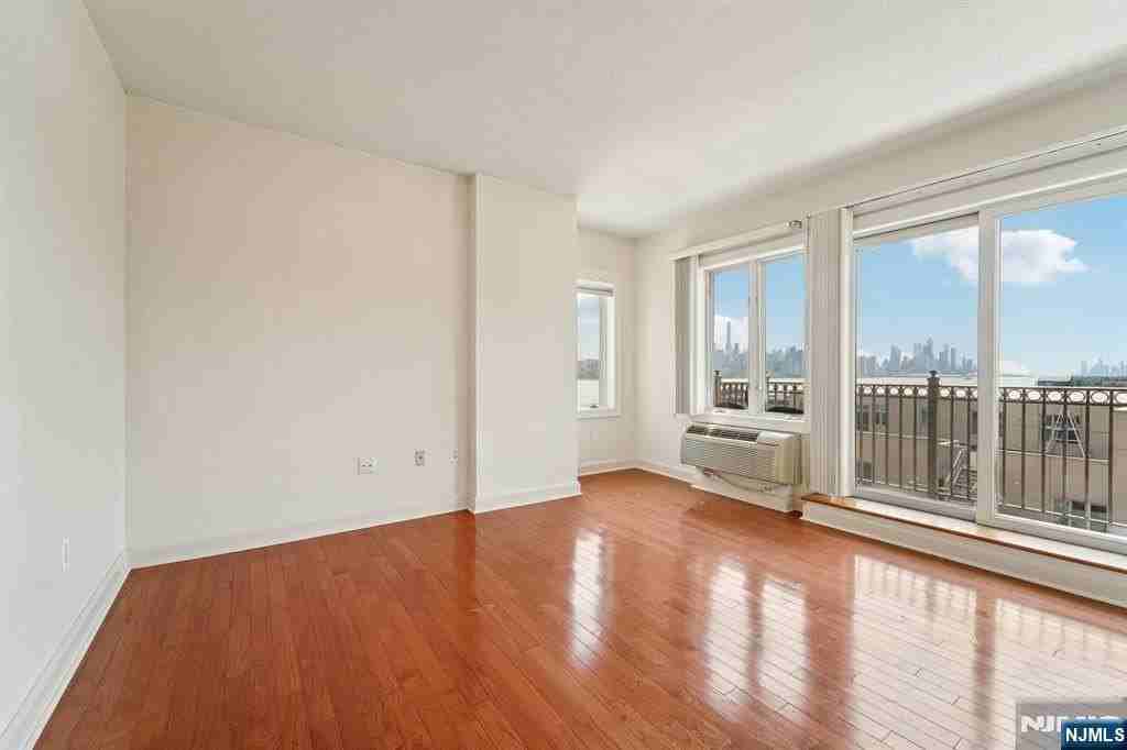 5311 City Pl - Photo 2 of 29