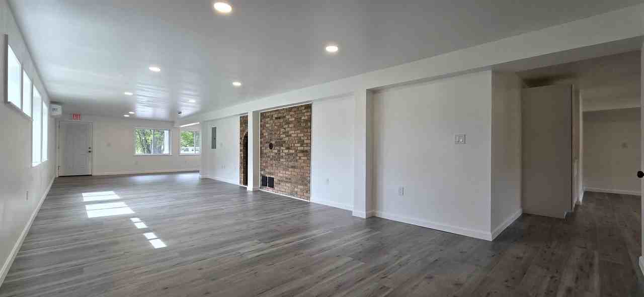 1578 Dover Rd - Photo 5 of 16