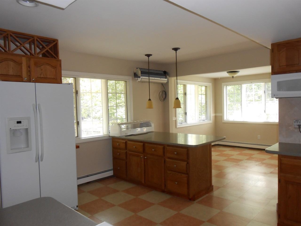 1651 River Rd - Photo 4 of 12