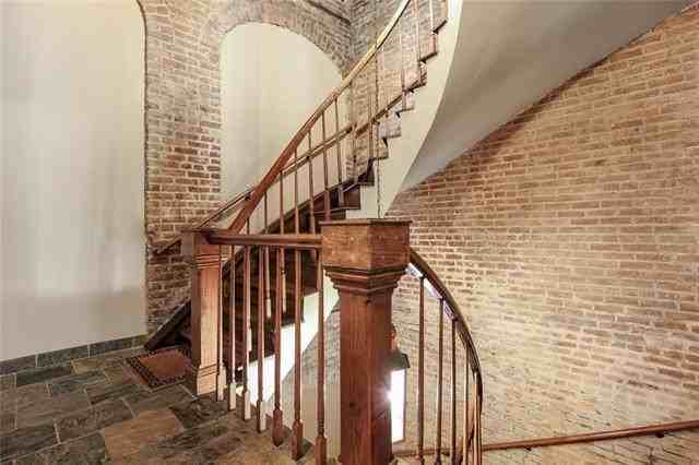 520 Saint Philip St #6 - Photo 2 of 12