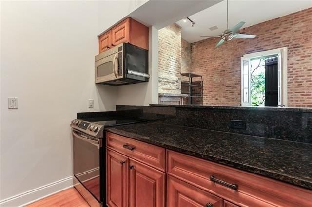 520 Saint Philip St #6 - Photo 6 of 12