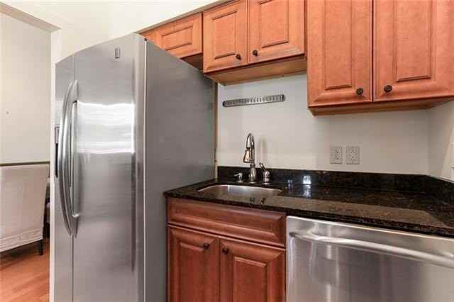 520 Saint Philip St #6 - Photo 7 of 12