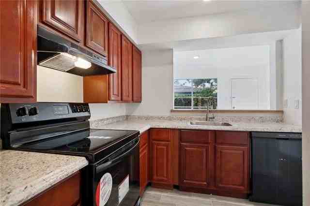 424 Deckbar Ave #D - Photo 7 of 16
