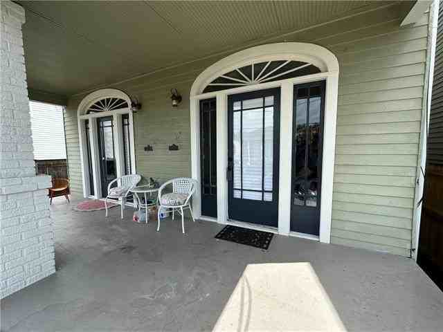 615 Philip St - Photo 2 of 20