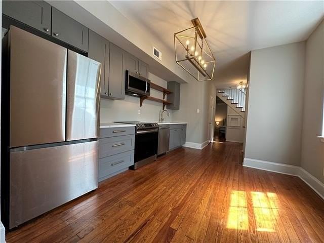 615 Philip St - Photo 4 of 20