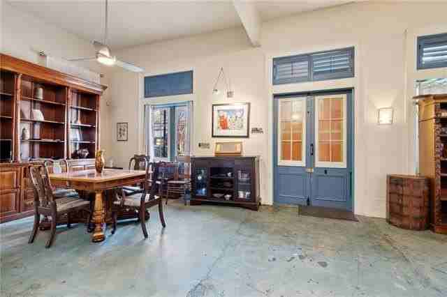 600 Marigny St - Photo 6 of 10