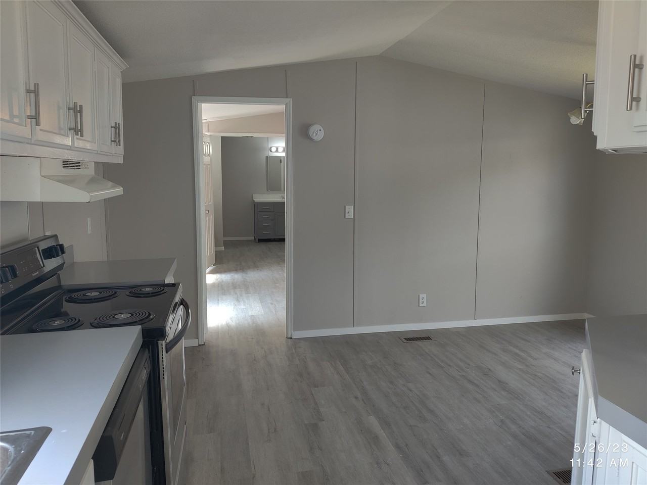307 Jones Cir - Photo 5 of 12