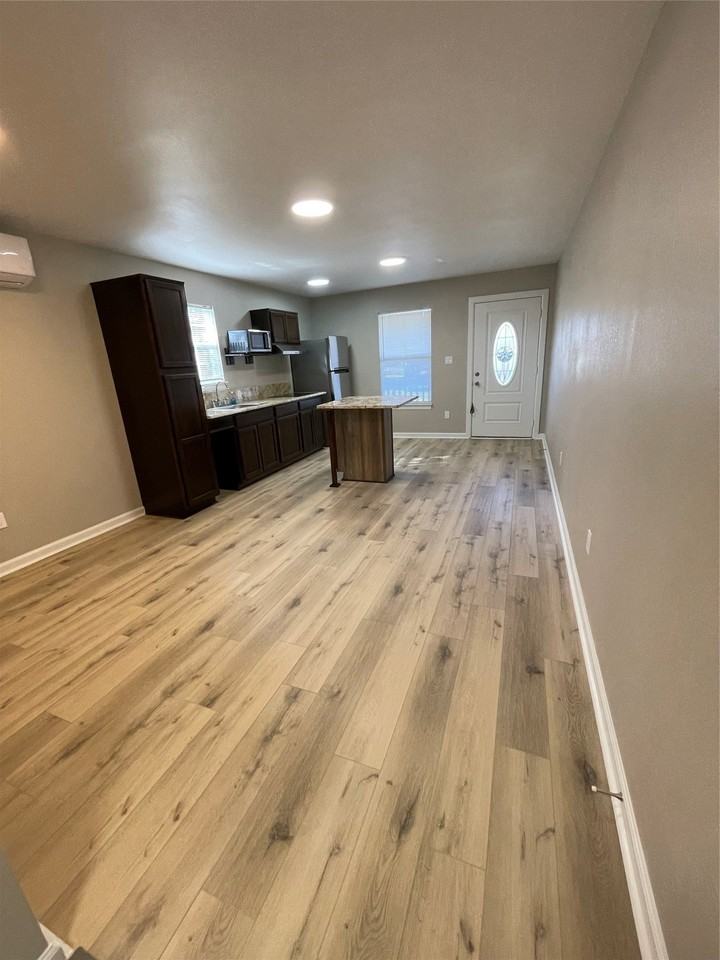 110 Crockett St #A - Photo 6 of 17