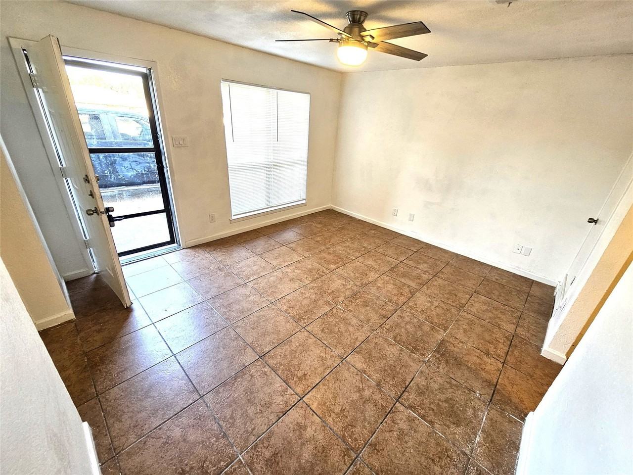 724 Bluebonnet Dr #A - Photo 7 of 27