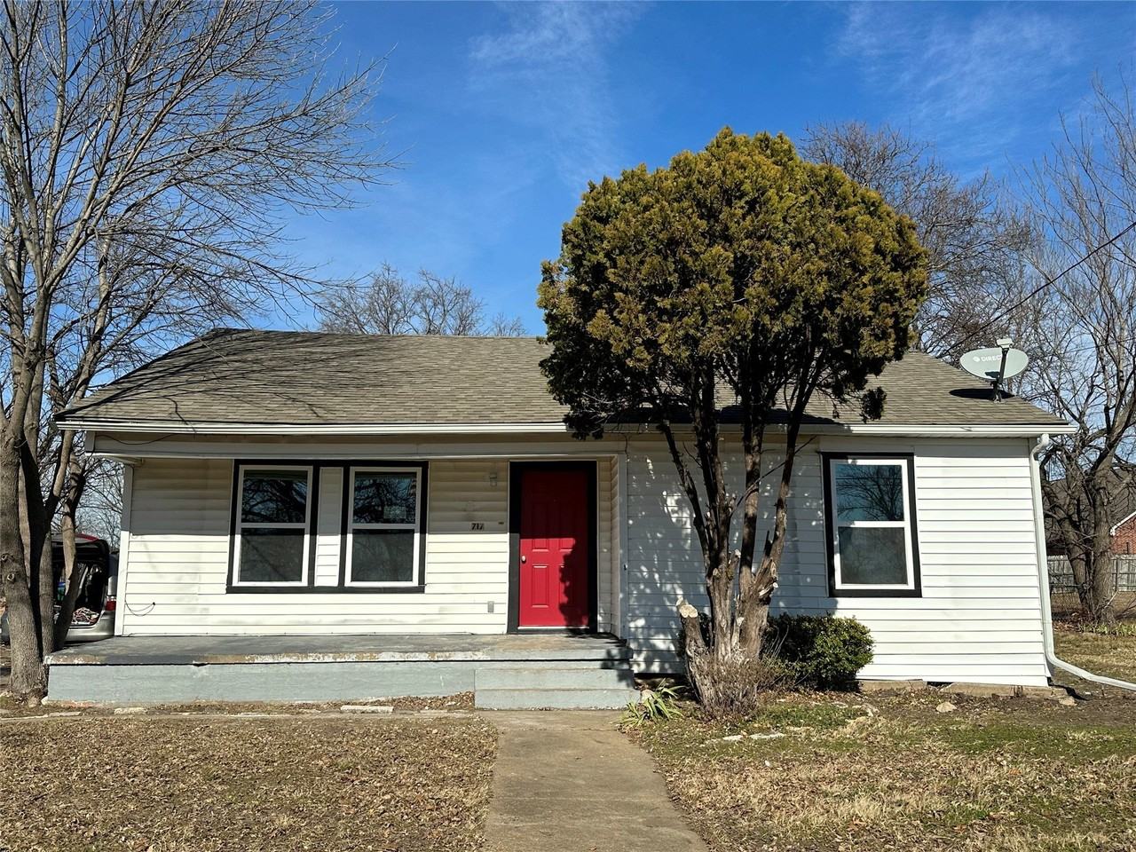 717 E Lamberth Rd
